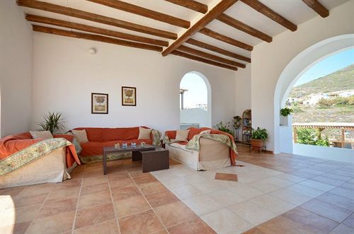 Paravatos Studios  | Naxos | Naxos Island | Greece 18