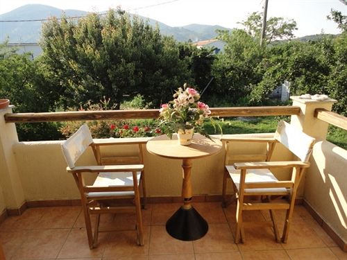 Smile Stella Studios  | Skopelos | Sporades | Greece 12