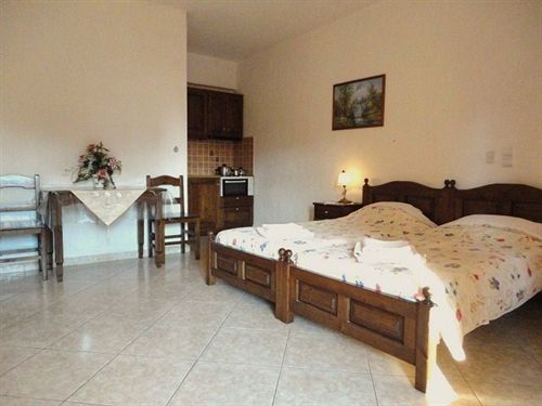 Smile Stella Studios  | Skopelos | Sporades | Greece 13