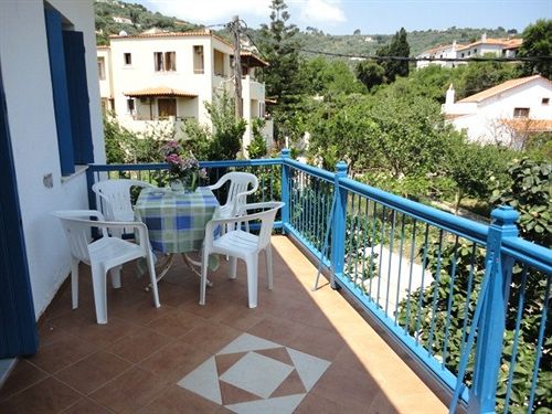 Smile Stella Studios  | Skopelos | Sporades | Greece 17