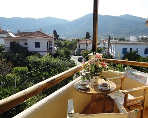 Smile Stella Studios  | Skopelos | Sporades | Greece 7