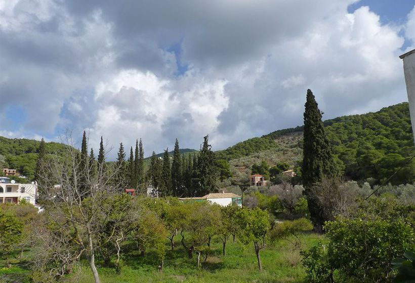 Hotel Alkyoni  | Poros | Saronic Islands | Greece 4