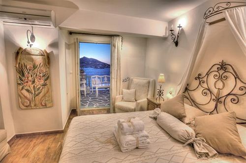 Villa Isabella Suites & Studios  | Naousa | Cyclades | Greece 13