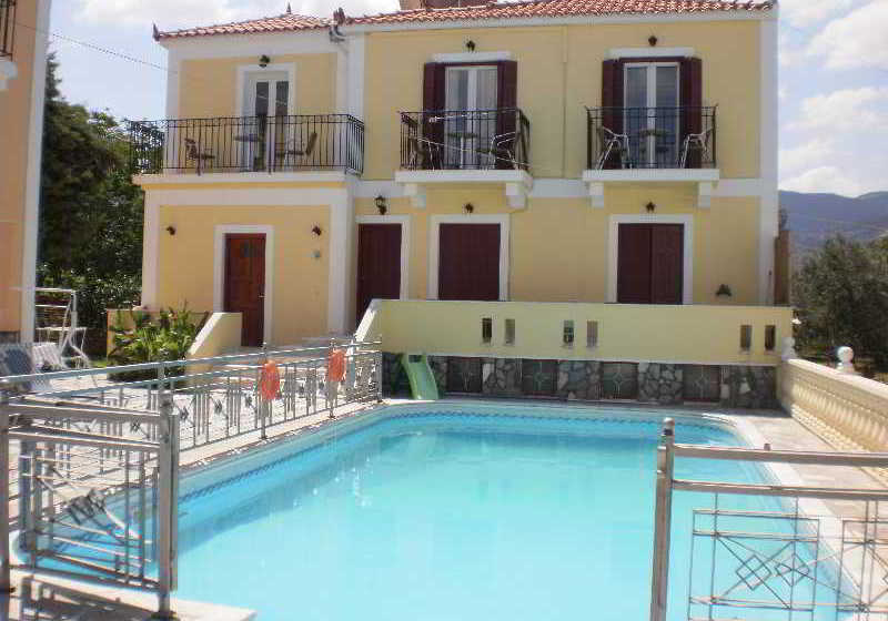 Stella Apartments & Studios