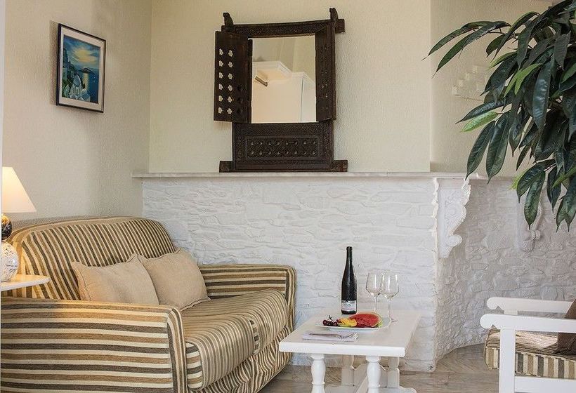 Hotel Contaratos Beach & Contaratos Bay  | Naousa | Cyclades | Greece 14