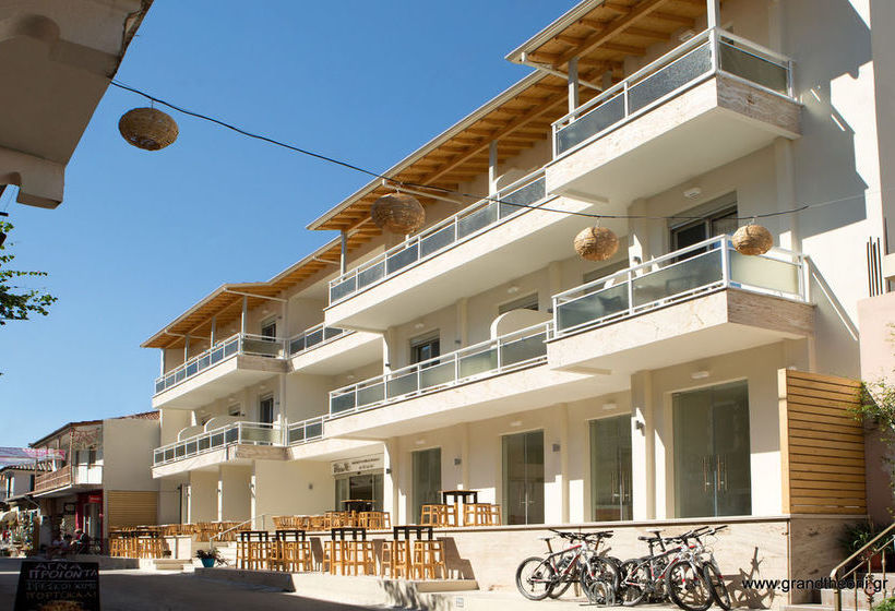 Grand Theoni Hotel Suites & Spa  | Vasiliki | Lefkada | Greece 20