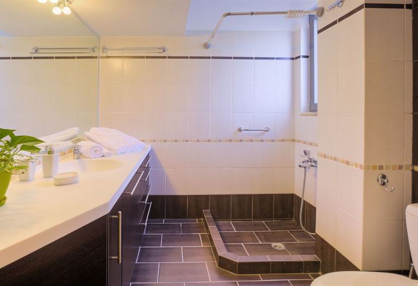 Marini Luxury Apartments & Suites  | Aegina | Saronic Islands | Greece 8