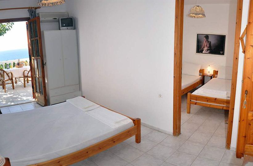 Pensión Petrino Naxos