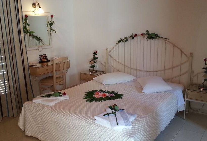 Antony Studios & Apartments  | Naxos | Naxos Island | Greece 3