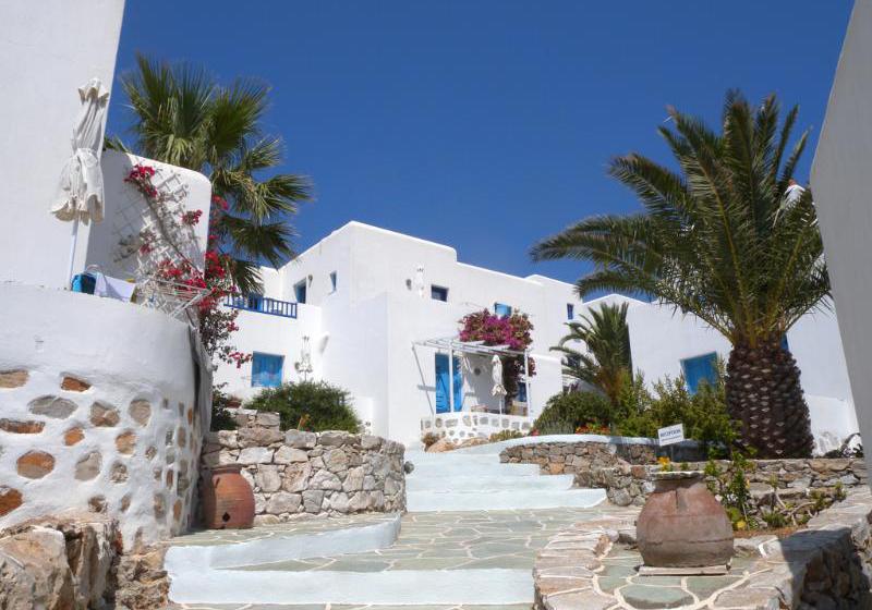 Folegandros Apartments