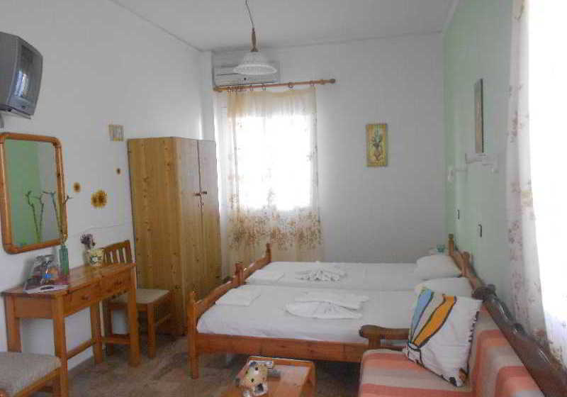 Litsa Studios  | Naxos | Naxos Island | Greece 3