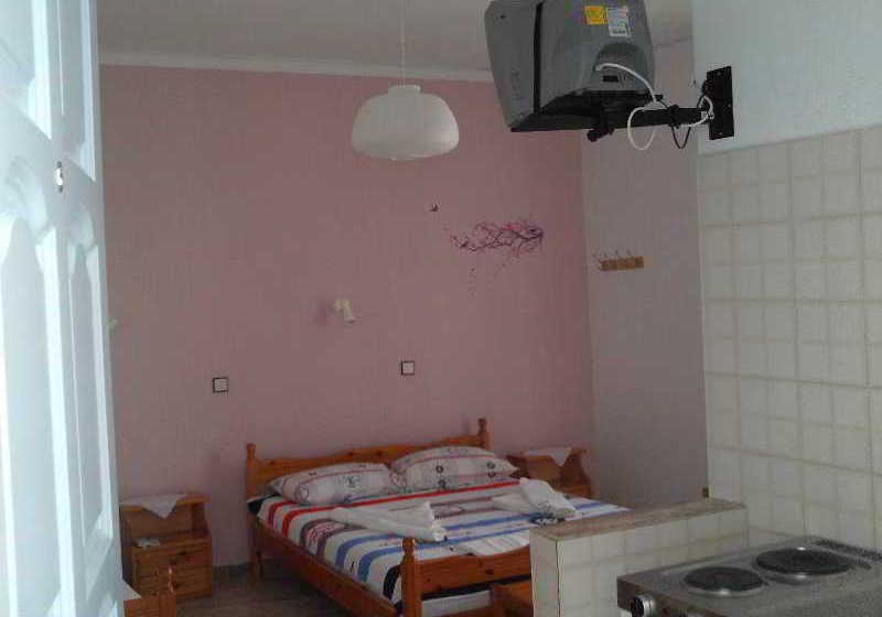 Litsa Studios  | Naxos | Naxos Island | Greece 4