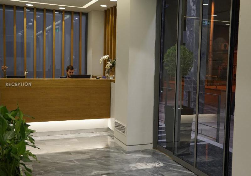 Hotel Piraeus Port Attica