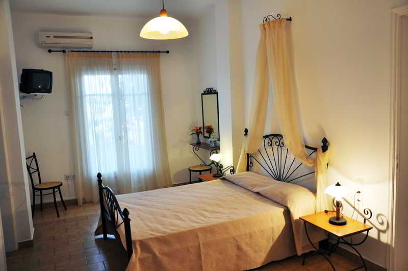 Elena Studios  | Milos | Cyclades | Greece 3