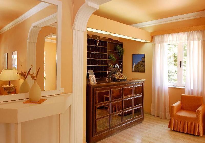 Oasis Hotel Kassiopi Kassiopi