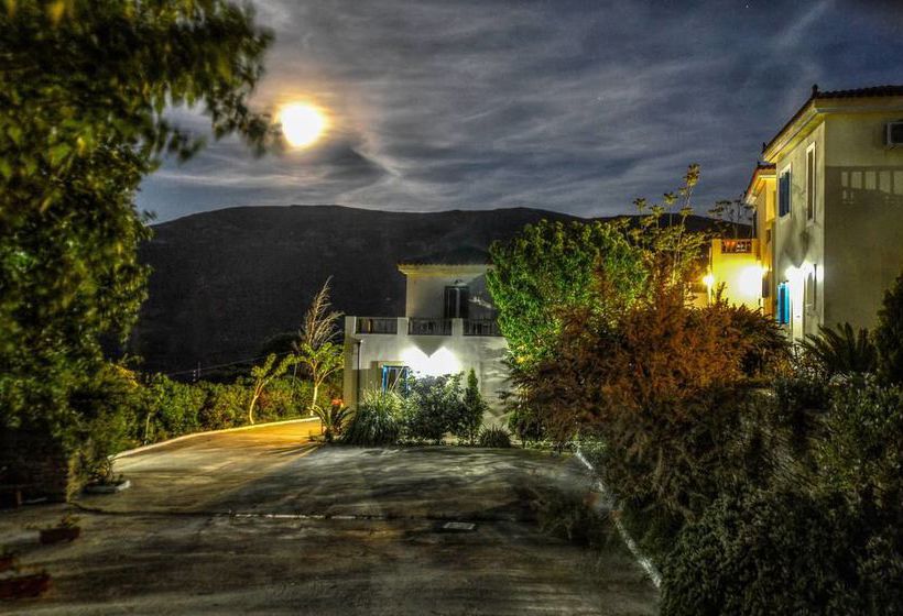 Mainades Maisonettes & Studios  | Andros | Cyclades | Greece 14