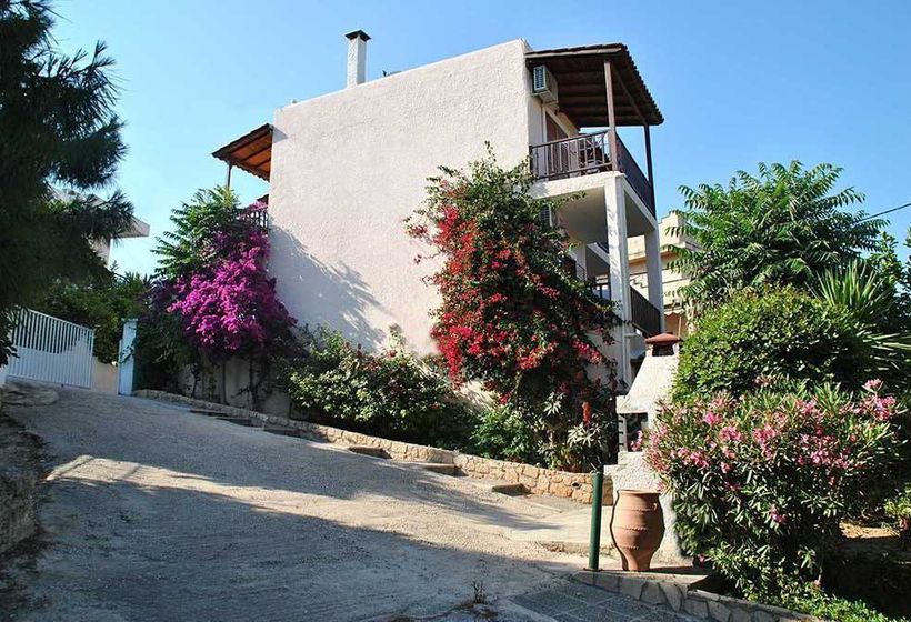 123 Soleil Studios  | Aegina | Saronic Islands | Greece 1