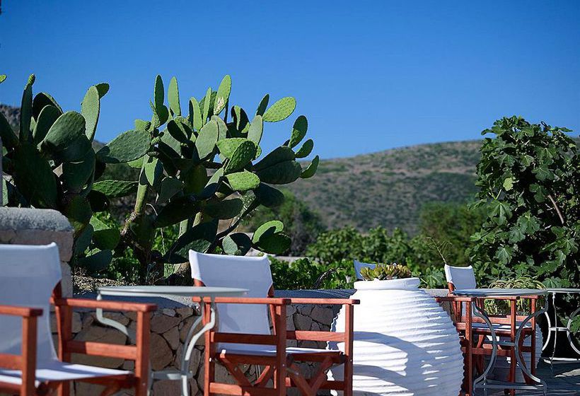 Bed and Breakfast Villa Gallis  | Milos | Cyclades | Greece 2