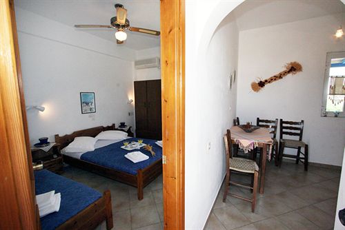 Skarmoutsos Studios  | Naxos | Naxos Island | Greece 17