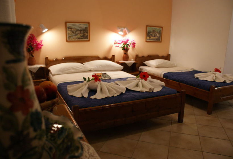 Skarmoutsos Studios  | Naxos | Naxos Island | Greece 2