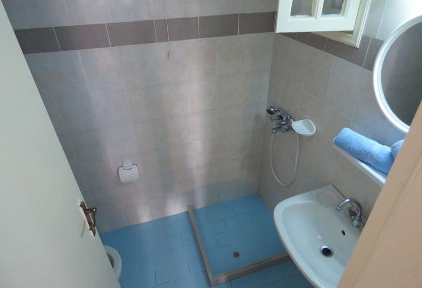 Petros Studios  | Poros | Kefalonia | Greece 1