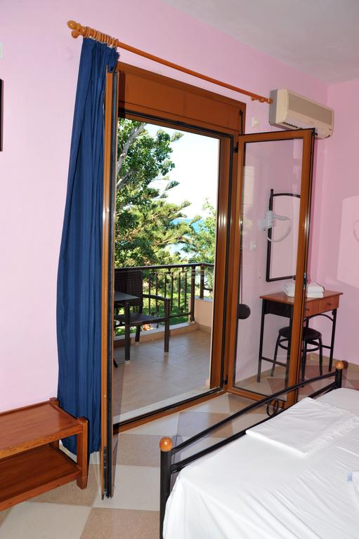 Hotel Karatzas  | Karfas | Chios | Greece 1