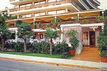 Hotel Plaza Vouliagmeni Strand  | Vouliagmeni | Attica | Greece 1