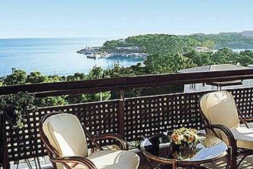 Hotel Plaza Vouliagmeni Strand  | Vouliagmeni | Attica | Greece 10