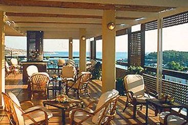 Hotel Plaza Vouliagmeni Strand  | Vouliagmeni | Attica | Greece 11