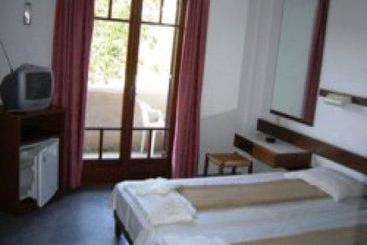 Hotel Erato  | Aghia Marina - Aegina Island | Saronic Islands | Greece 1