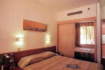 Hotel Verori  | Vilia | Attica | Greece 5