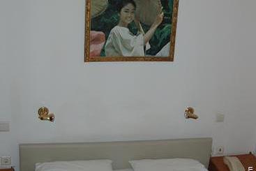 Hotel Verori  | Vilia | Attica | Greece 6