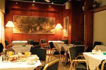 Hotel Saronikos  | Piraeus | Attica | Greece 4