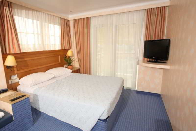 Hotel Noufara  | Piraeus | Attica | Greece 11