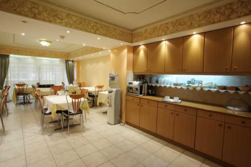 Hotel Noufara  | Piraeus | Attica | Greece 7