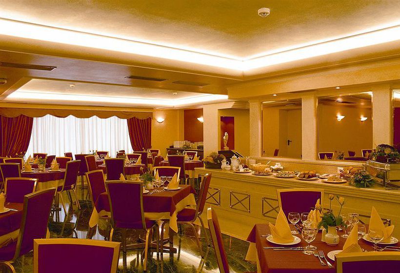 Hotel Savoy  | Piraeus | Attica | Greece 7