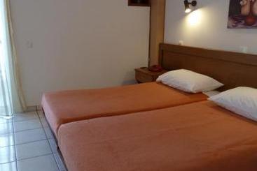 Hotel Zina  | Glyfada | Attica | Grécia 13