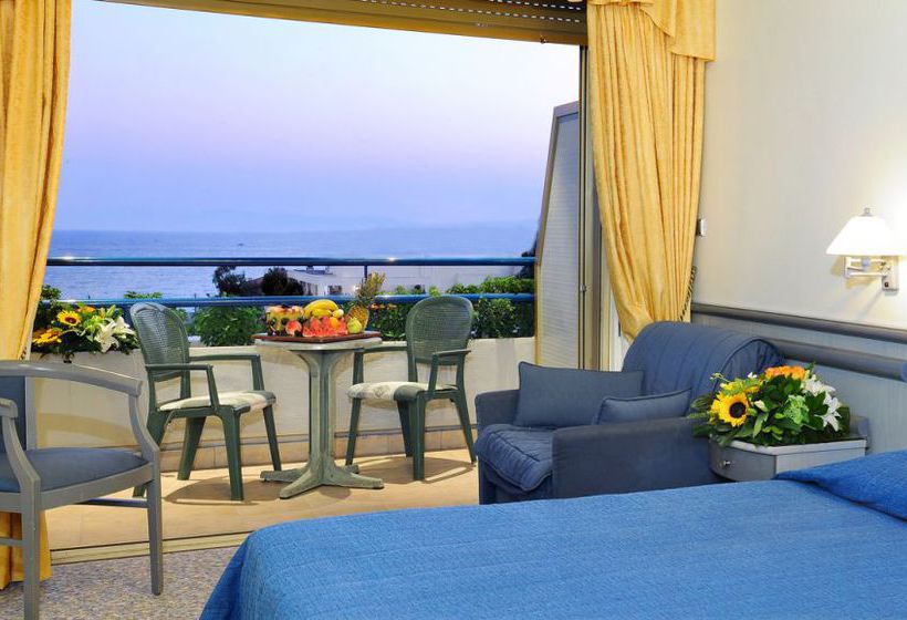 Hotel Emmantina  | Glyfada | Attica | Greece 9