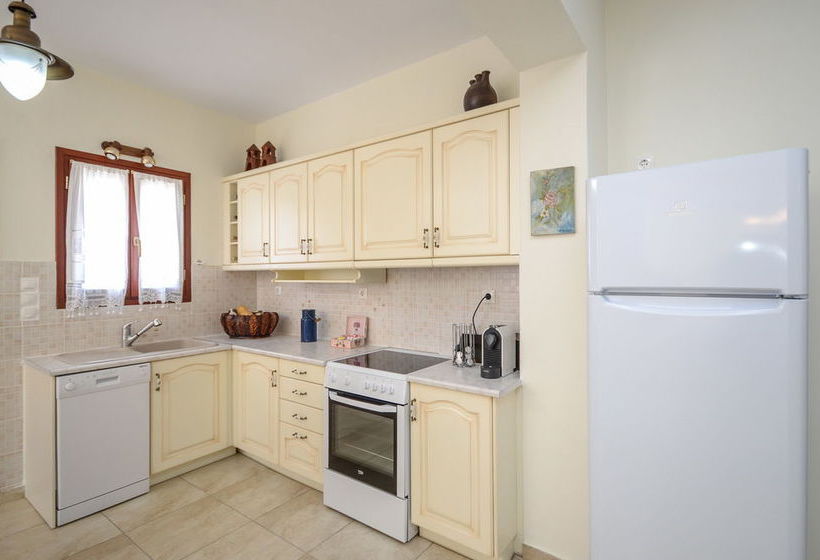 Villa Of Roses  | Naxos | Naxos Island | Greece 12