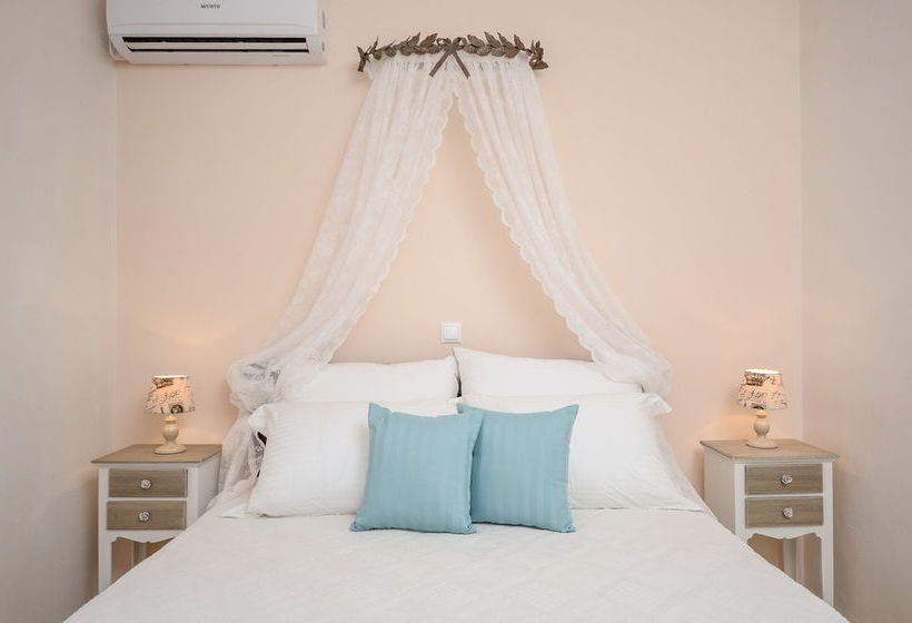 Villa Of Roses  | Naxos | Naxos Island | Greece 4