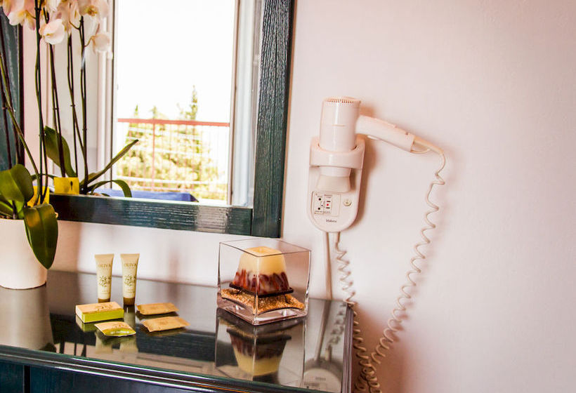 Hotel Klonos Kyriakos  | Aegina | Saronic Islands | Greece 9