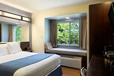 Microtel Inn & Suites Bath  | Bath | Nueva York | United States 1