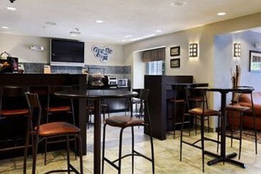 Microtel Inn & Suites Bath  | Bath | Nueva York | United States 2