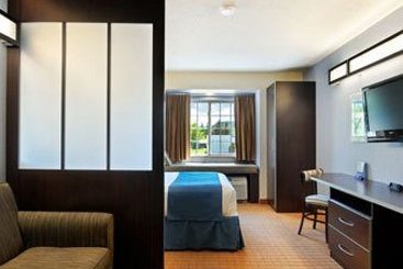 Microtel Inn & Suites Bath  | Bath | Nueva York | United States 8