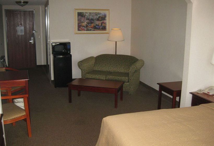 Hotel Quality Inn & Suites Batavia-Darien Lake  | Batavia | Nueva York | United States 12