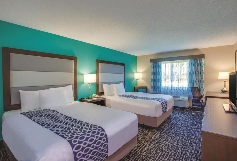 Hotel Quality Inn & Suites Batavia-Darien Lake  | Batavia | Nueva York | United States 16