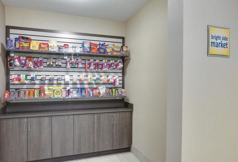 Hotel Quality Inn & Suites Batavia-Darien Lake  | Batavia | Nueva York | United States 20