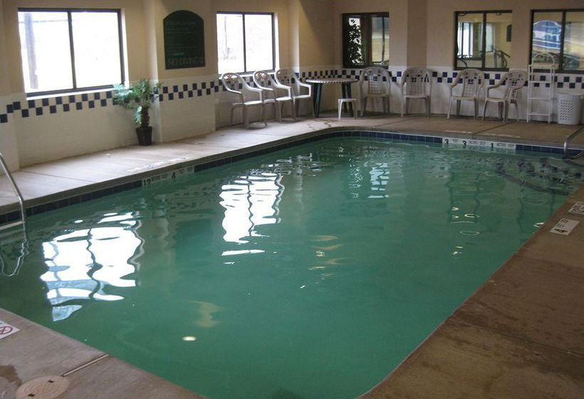 Hotel Quality Inn & Suites Batavia-Darien Lake  | Batavia | Nueva York | United States 6