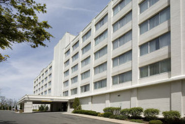 LaGuardia Airport Hotel 