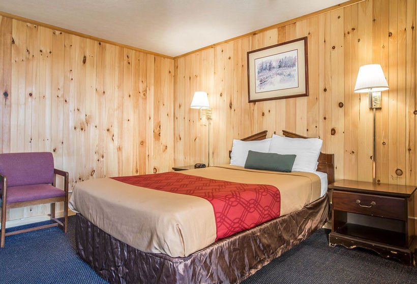 Hotel Econo Lodge  | Malone | Nueva York | United States 13